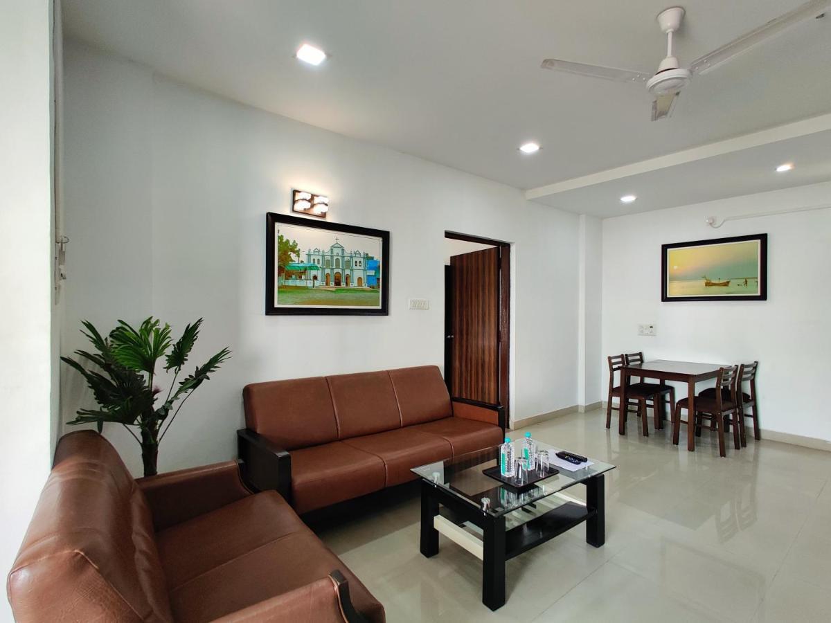 Golden Chariot Hotel Daman Buitenkant foto
