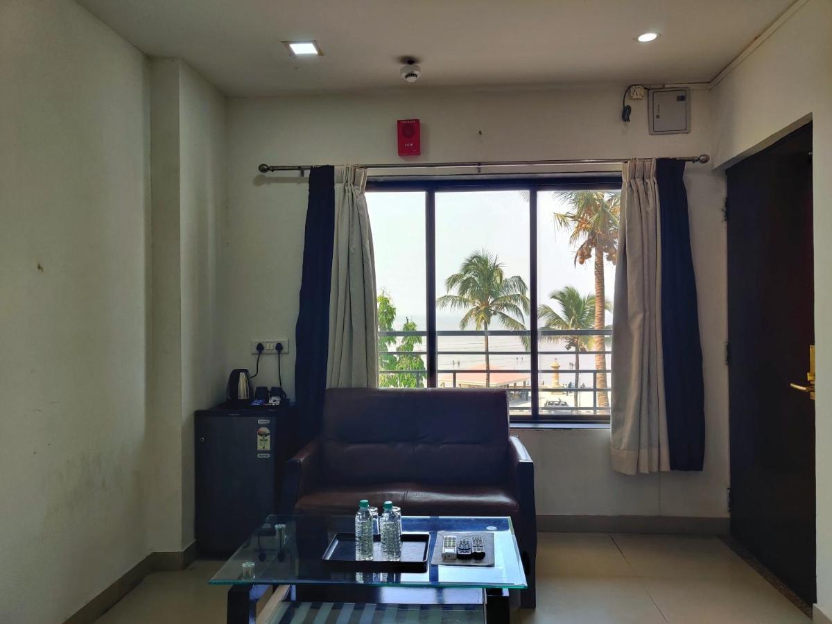Golden Chariot Hotel Daman Buitenkant foto